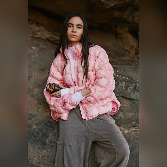 Free People Movement Color Changing Scrunch Pippa Packable Puffer NWOT - Picture 3 of 9